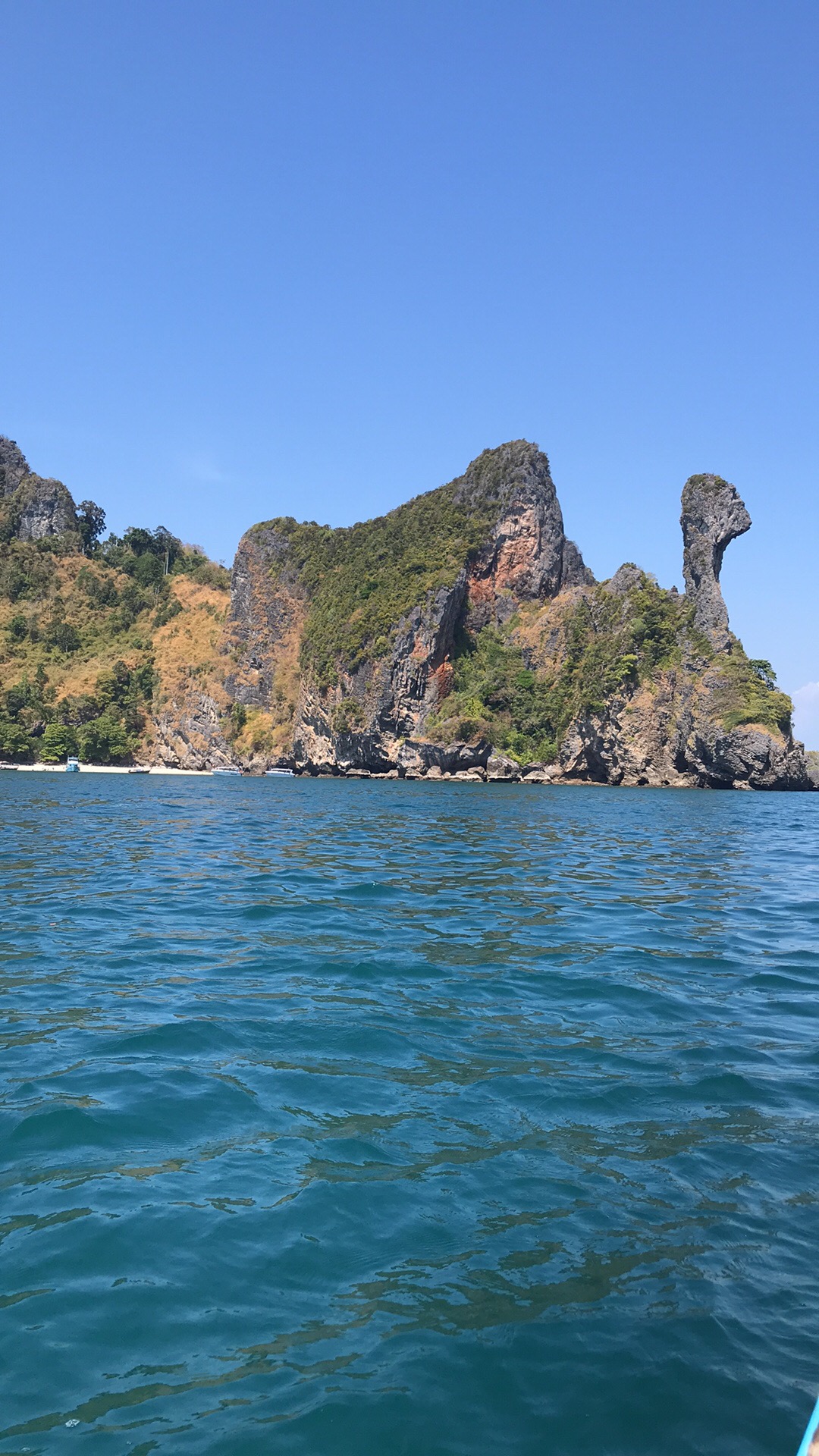 KRABI VISITE DE 4 ÎLES                2200 BATH